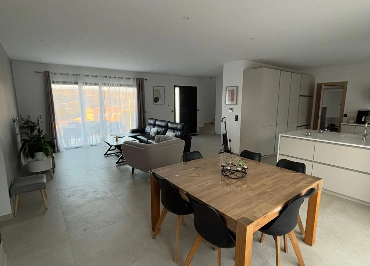 Nouveaute !!! Villa Moderne De 4 Chambres, Piscine Chauffee Et Vue Panoramique Apt Franciaország